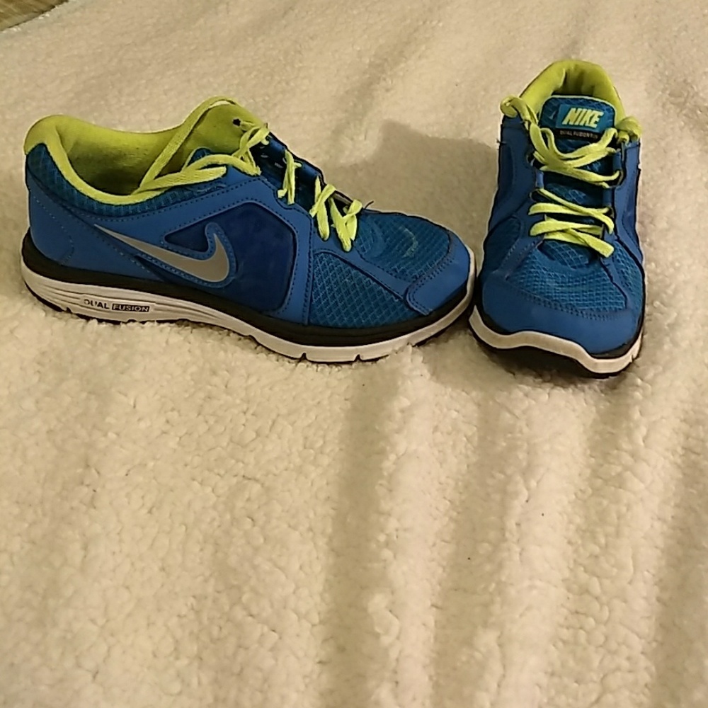Sale 6/$30🌸 Nike mens 4.5 sneakers sale🌸